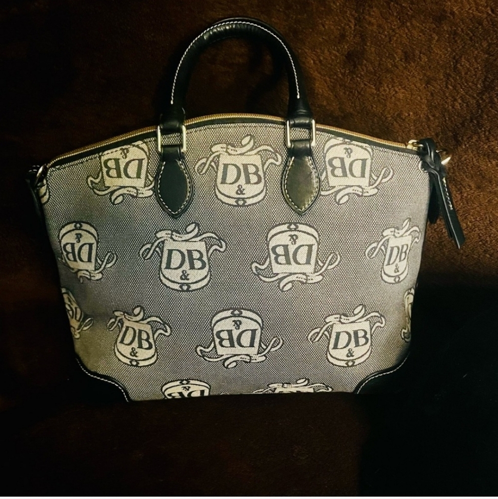 Dooney & Bourke Celeste vintage handbag VEUC!!